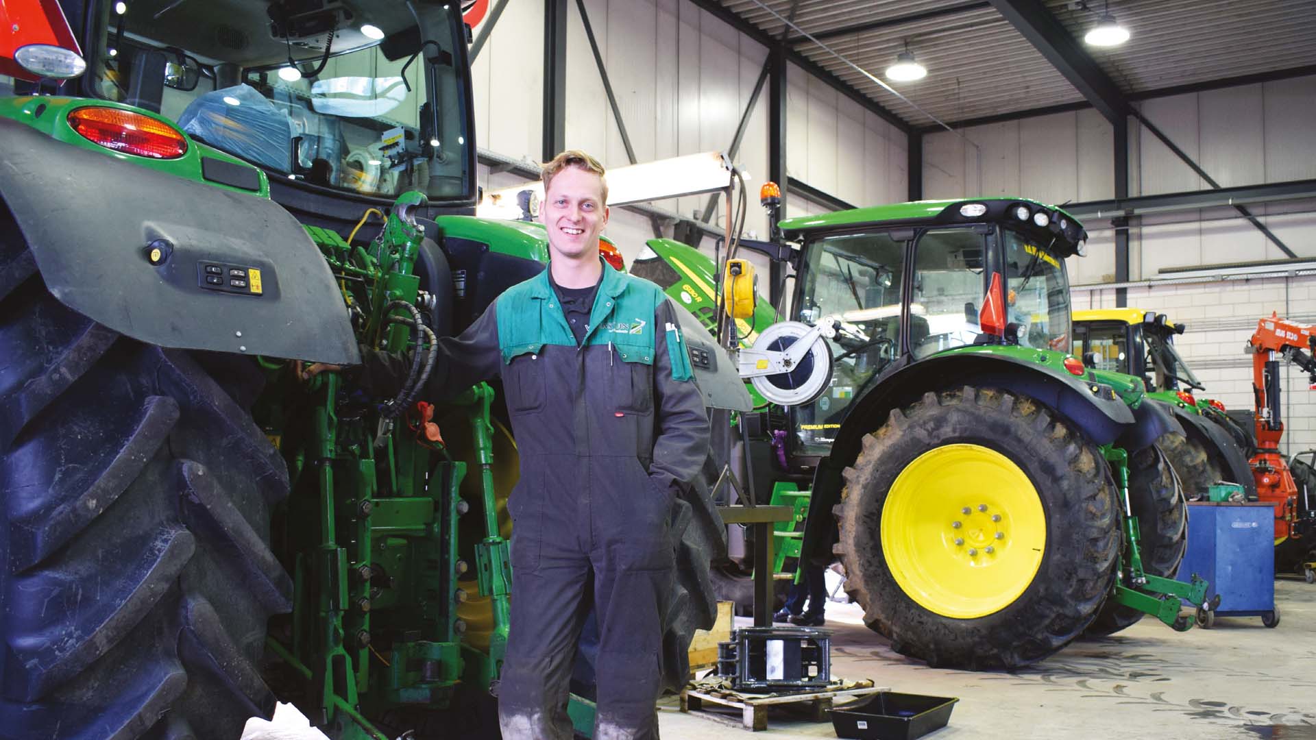 Henk Jan van Vlastuin in de werkplaats